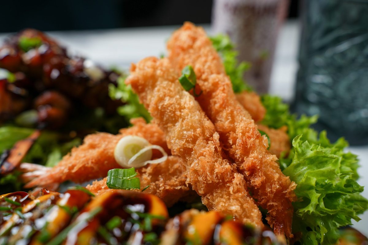 Tempura garnalen en gefrituurde gerechten